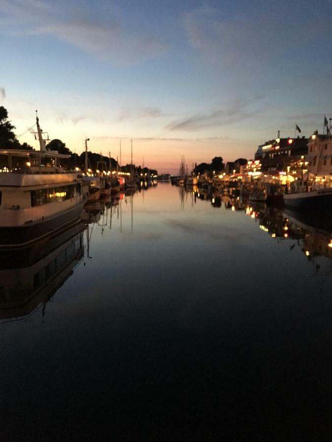 Ostseebungalow Haninghuus ディードリッヒシュハーゲン エクステリア 写真