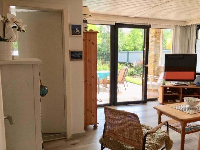 Ostseebungalow Haninghuus ディードリッヒシュハーゲン エクステリア 写真